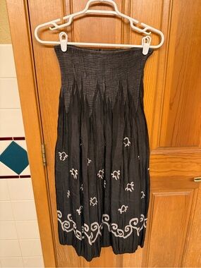 Lapis Black Maxi Skirt with White Swirl Embroidery